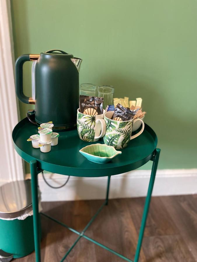 Tegfan -The Anglesey Townhouse Hotel Карнарфон Екстериор снимка