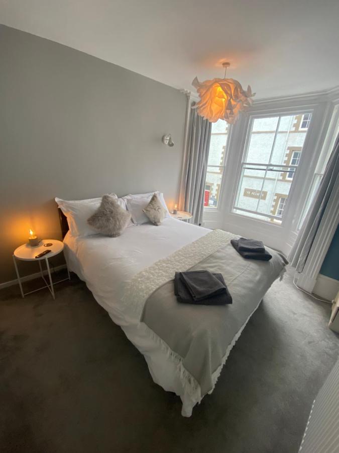 Tegfan -The Anglesey Townhouse Hotel Карнарфон Екстериор снимка